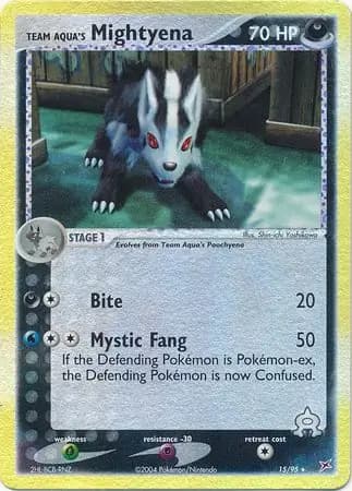 Team Aqua's Mightyena Reverse Holo 15 Normal